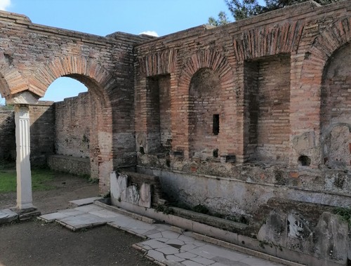 Domus della Fortuna Annonaria Ostia Antica domus della Fortuna Annonaria
