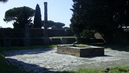 Macellum Ostia antica macellum