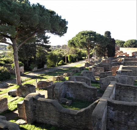 Decumano Massimo Ostia Antica Decumano Massimo